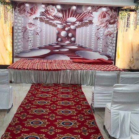Hotel Empire&Banquet Hisār Exterior photo